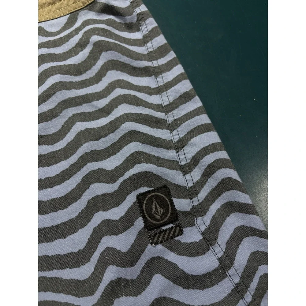 Volcom Stoneys Board Shorts Men's 36 Black Blue Striped Swim Trunks Surf Y2K